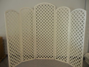 Backdrop, Lattice White 5 Panel